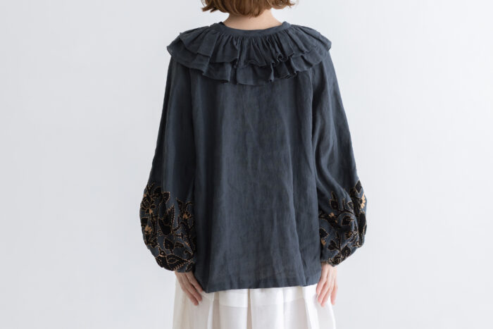 BN2633 Birds blouse charcoal 3 BN2633 Birds blouse charcoal 3