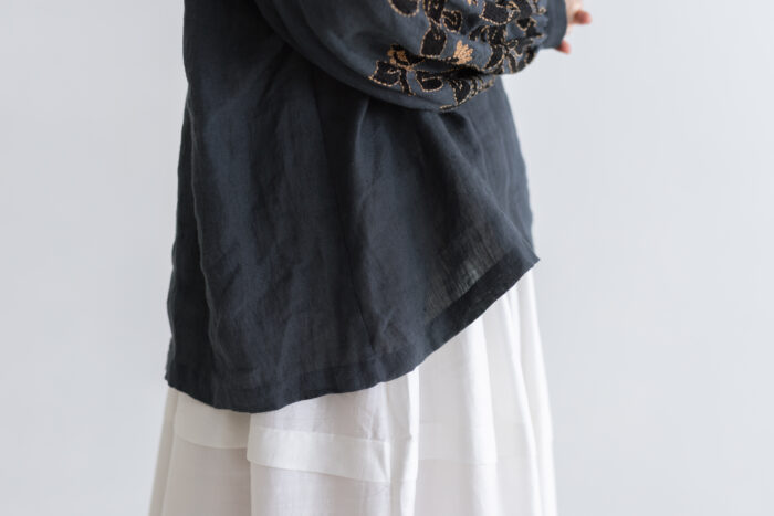 BN2633 Birds blouse charcoal 5 BN2633 Birds blouse charcoal 5