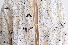 BN2631 Bird Embroidery Blouson ecru 4 BN2631 Bird Embroidery Blouson ecru 4