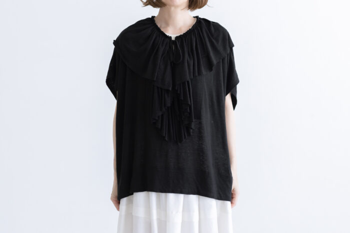 Shida frill skipper pullover black 1 Shida frill skipper pullover black 1