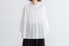 み空 スタンドレースブラウス off white 1