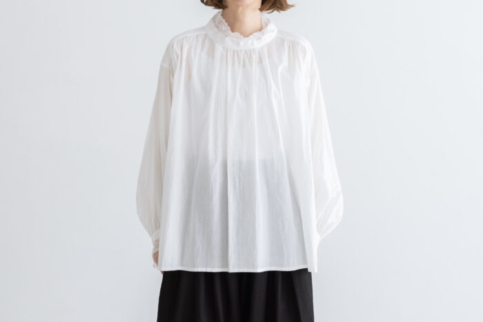 み空 スタンドレースブラウス off white 1