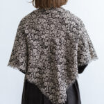 WILD BERRY GAUZE SHAWL  flax