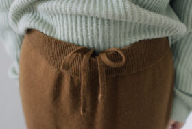 WOOL CASHIMERE KNIT PANTS brown 4