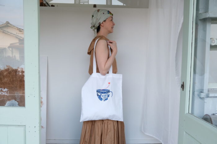 No.8266  B.W. MILK TEA TOTE BAG white 8-10月 1