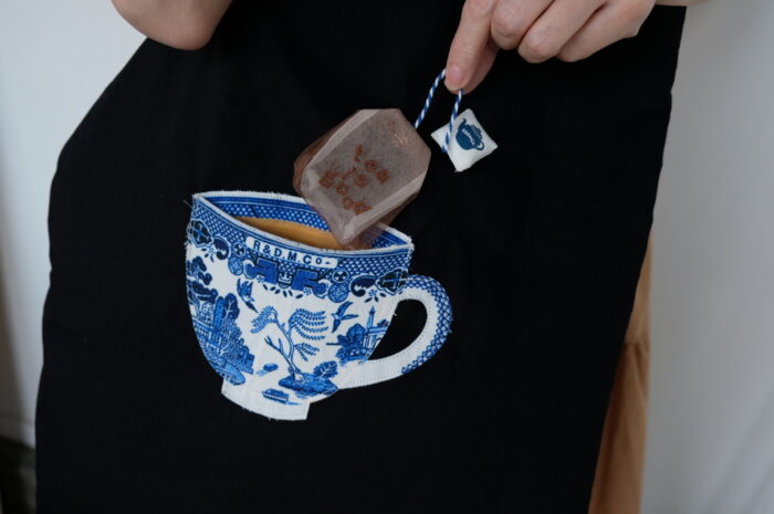 No.8266  B.W. MILK TEA TOTE BAG black 8-10月 3