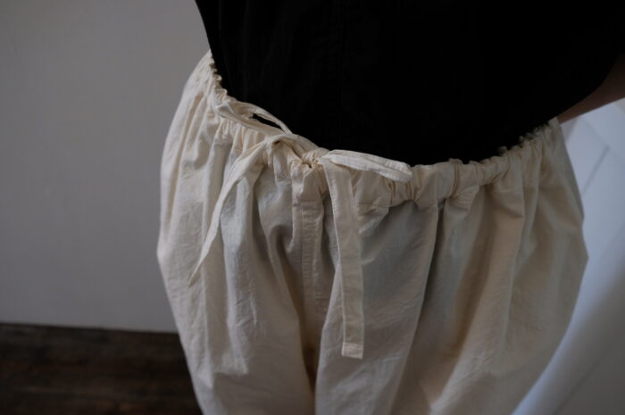 No.8235  S.C.G.D. HALF GUM PANTS  8-10月 5