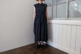 No.8216  D.S. NO SLEEVE FRONT OPEN DRESS  8-10月 1