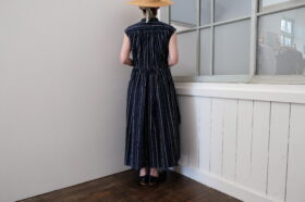 No.8216  D.S. NO SLEEVE FRONT OPEN DRESS  8-10月 3