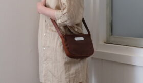 No.8311  COMBINATION SHOULDER BAG brown  8-10月 1