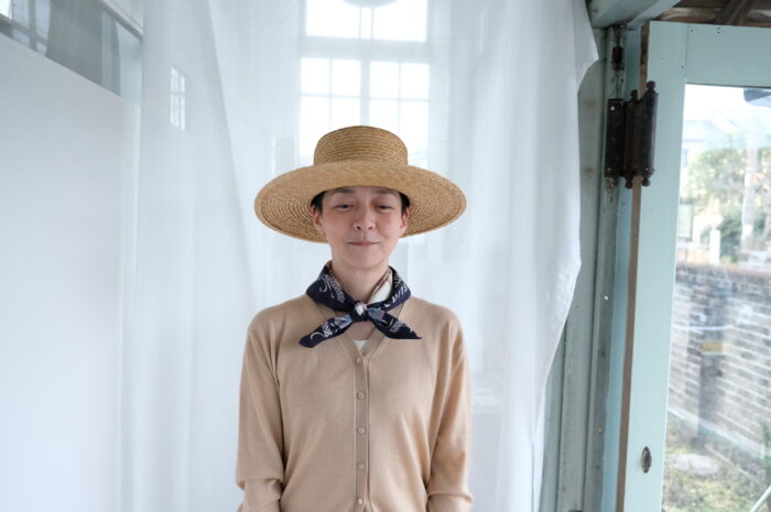 No.8328  SILK BISCUIT PANEL SCARF navy  8-10月 4