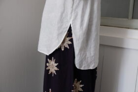 No.8218  L.G.D. RUFFLE COLLAR BLOUSE  8-10月 4