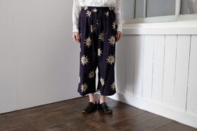 No.8319  BISCUIT GUM PANTS  8-10月 1