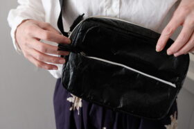 No.8307  GROCERY BODY BAG black  8-10月 2