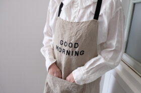 No.8313  Good Morning APRON  8-10月 4