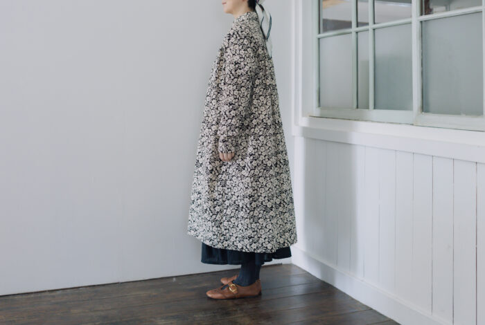 WILD BERRY YOKE GATHER COAT 2