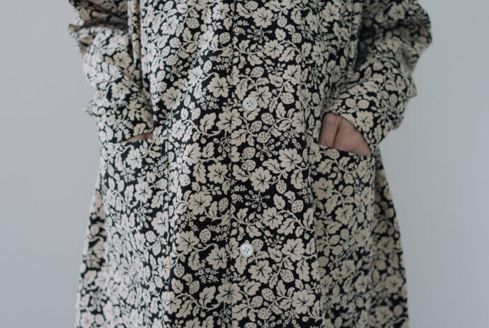 WILD BERRY YOKE GATHER COAT 5