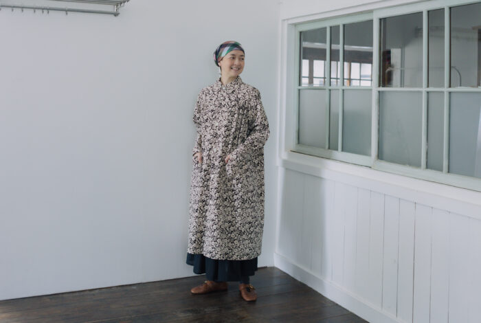 WILD BERRY YOKE GATHER COAT 6