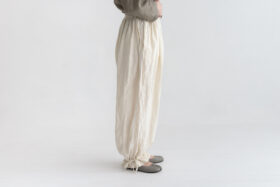 予約 G1202 CLASSIL SIDE LINEN STRING PANTS milk 7月末〜8月初 2