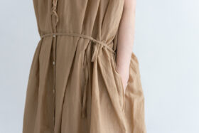 予約 G1183 TINY FRILL NO SLEEVE GATHER DRESS light beige 6月初〜6月中 4