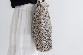 WILD BERRY TOTE BAG 4