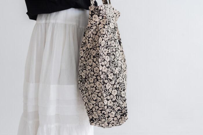 WILD BERRY TOTE BAG 4