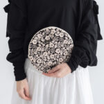 WILD BERRY CIRCLE POUCH (L)