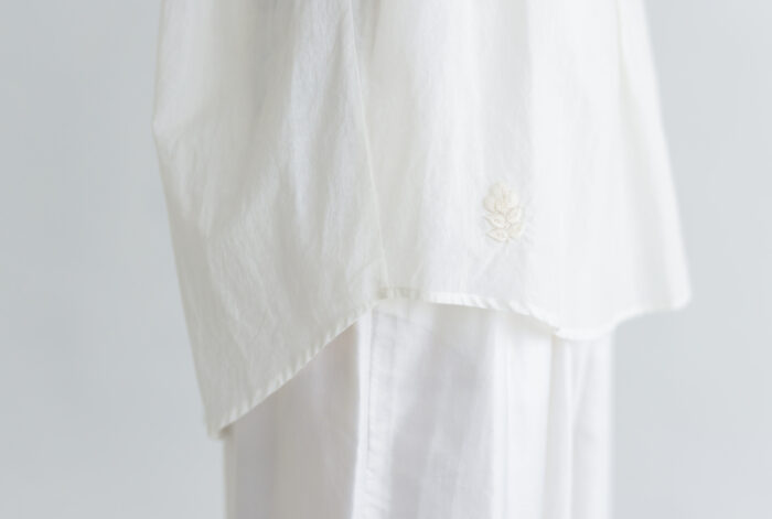 BN2669 Long＆Embroidery Blouse B.white 5