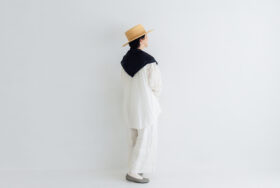 BN2655 Flower Scarf black 5