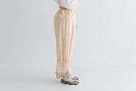 BN2664 Frill Pants ecru 2