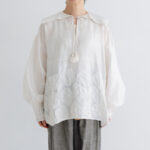 BN2653 Flower Blouse B.white