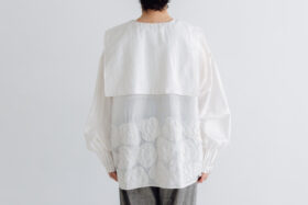 BN2653 Flower Blouse B.white 3