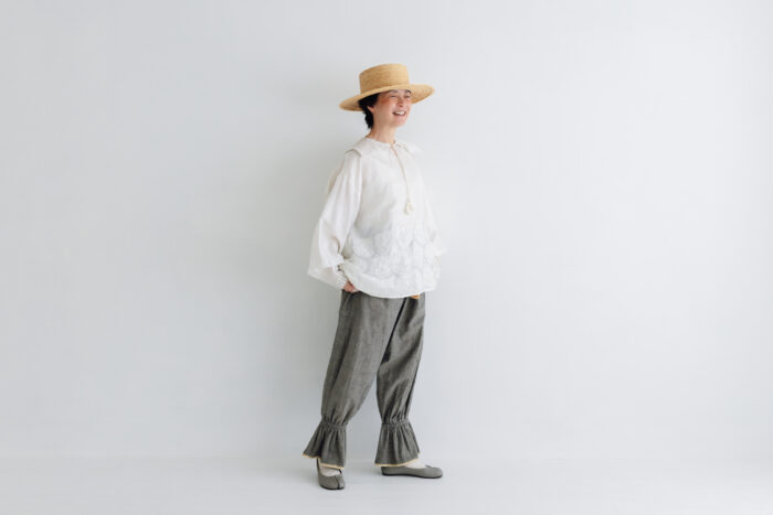 BN2673 Gather Pants gray mix 5