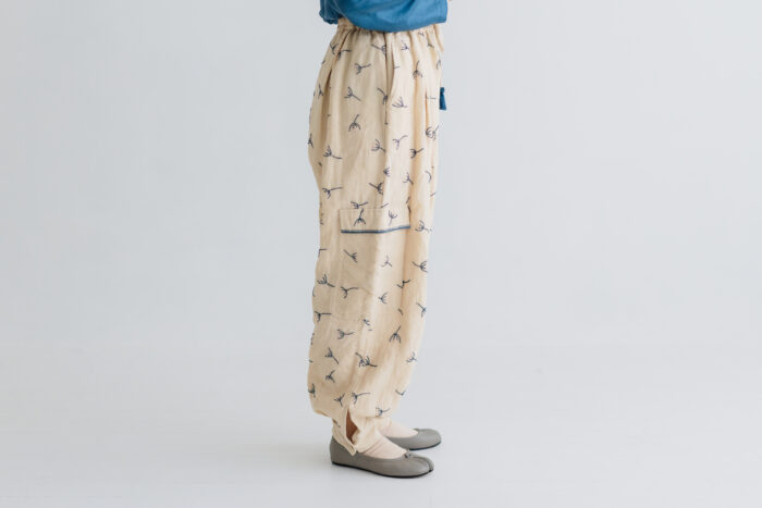 BN2683 Embroidery Parachute Pants ecru 2