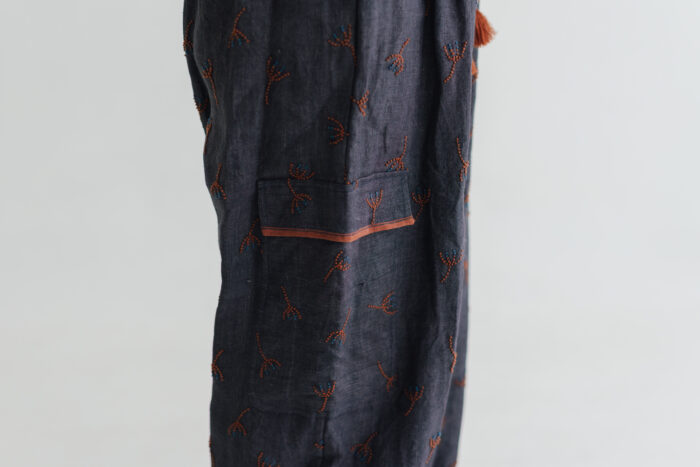 BN2683 Embroidery Parachute Pants charcoal 5