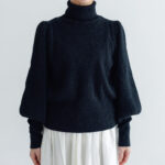 新色タートルネックニット poin（ポワン）charcoal