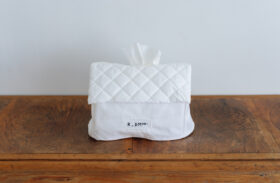 MANOR HOUSE white 1