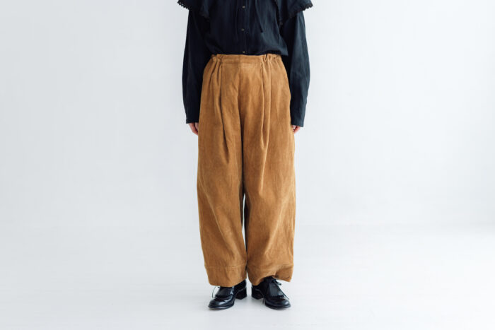 予約 G1230 ORGANIC CORDUROY OEUF PANTS beige 9月末〜10月初 1