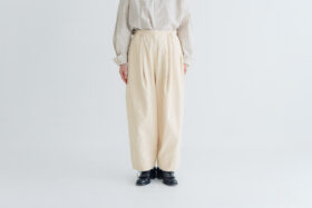 予約 G1230 ORGANIC CORDUROY OEUF PANTS milk 9月末〜10月初 1
