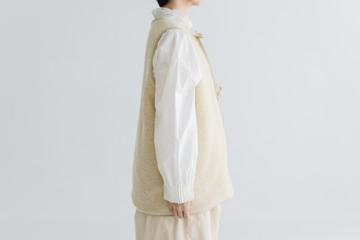 予約 RS26 REVERSIBLE BOA×EMBROIDERY VEST off white  10月中〜10月末 2
