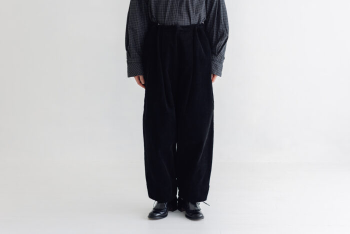 予約 G1230 ORGANIC CORDUROY OEUF PANTS black 9月末〜10月初 1