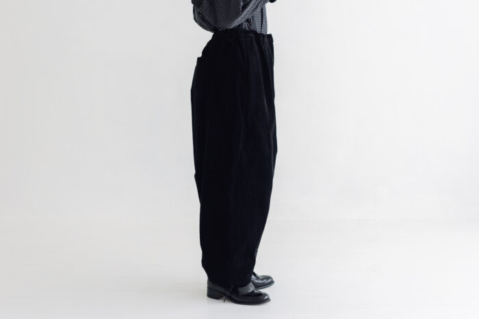 予約 G1230 ORGANIC CORDUROY OEUF PANTS black 9月末〜10月初 2
