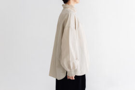 予約 RS24 STAND COLLAR EMBROIDERY BLOUSE light gray  10月中〜10月末 2