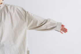 予約 RS24 STAND COLLAR EMBROIDERY BLOUSE light gray  10月中〜10月末 4