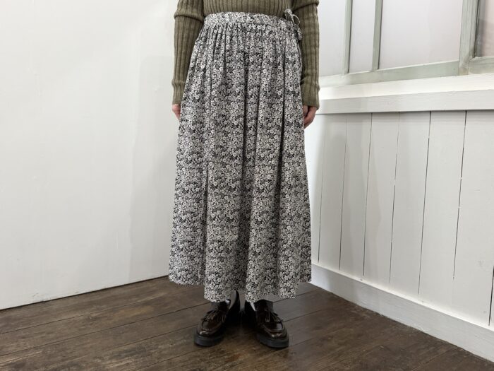 No.8455 C.W.B. TUCK GATHER SKIRT 11-1月 1