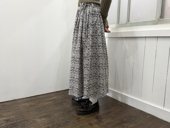 No.8455 C.W.B. TUCK GATHER SKIRT 11-1月 2