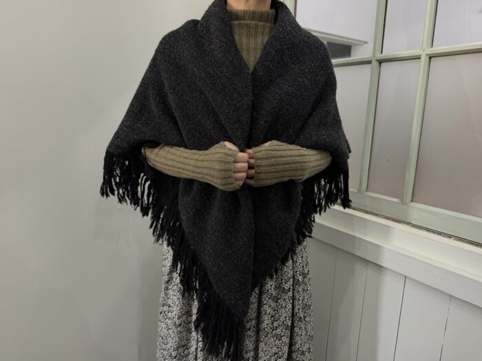 No.8512 WOOL ALPACA BLANKET charcoal 11-1月 1