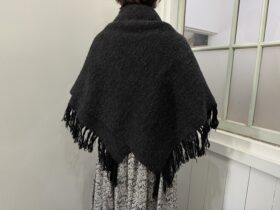 No.8512 WOOL ALPACA BLANKET charcoal 11-1月 3