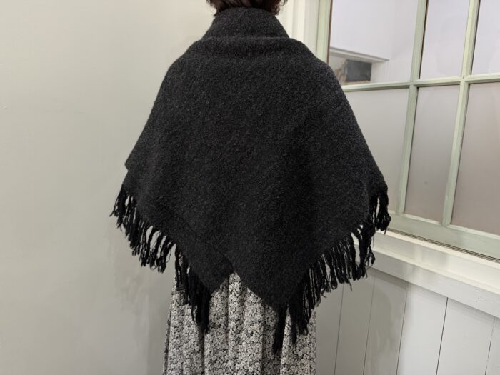 No.8512 WOOL ALPACA BLANKET charcoal 11-1月 3