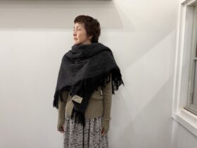 No.8512 WOOL ALPACA BLANKET charcoal 11-1月 4